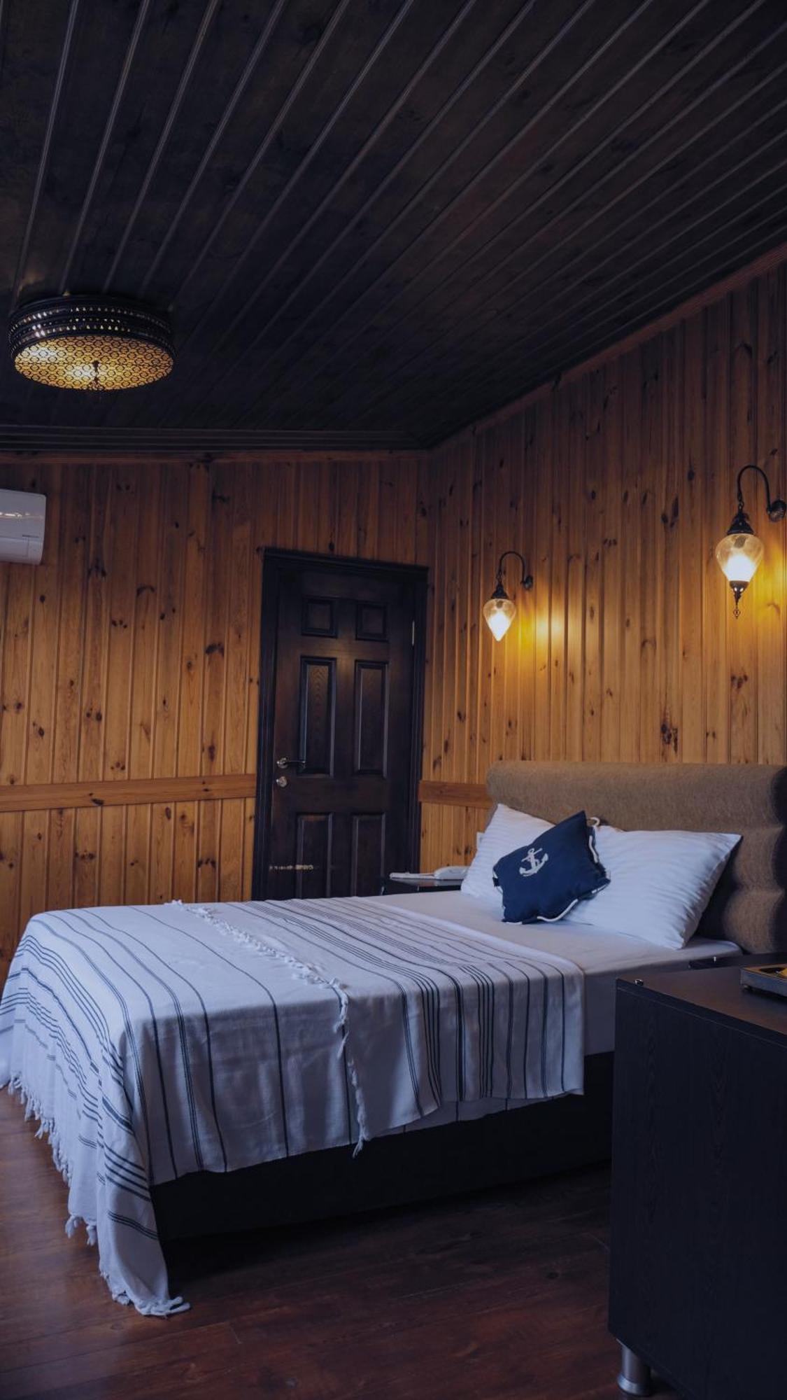 Denizci Hotel 시놉 외부 사진