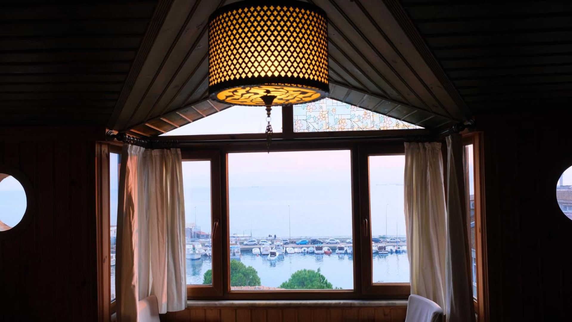 Denizci Hotel 시놉 외부 사진